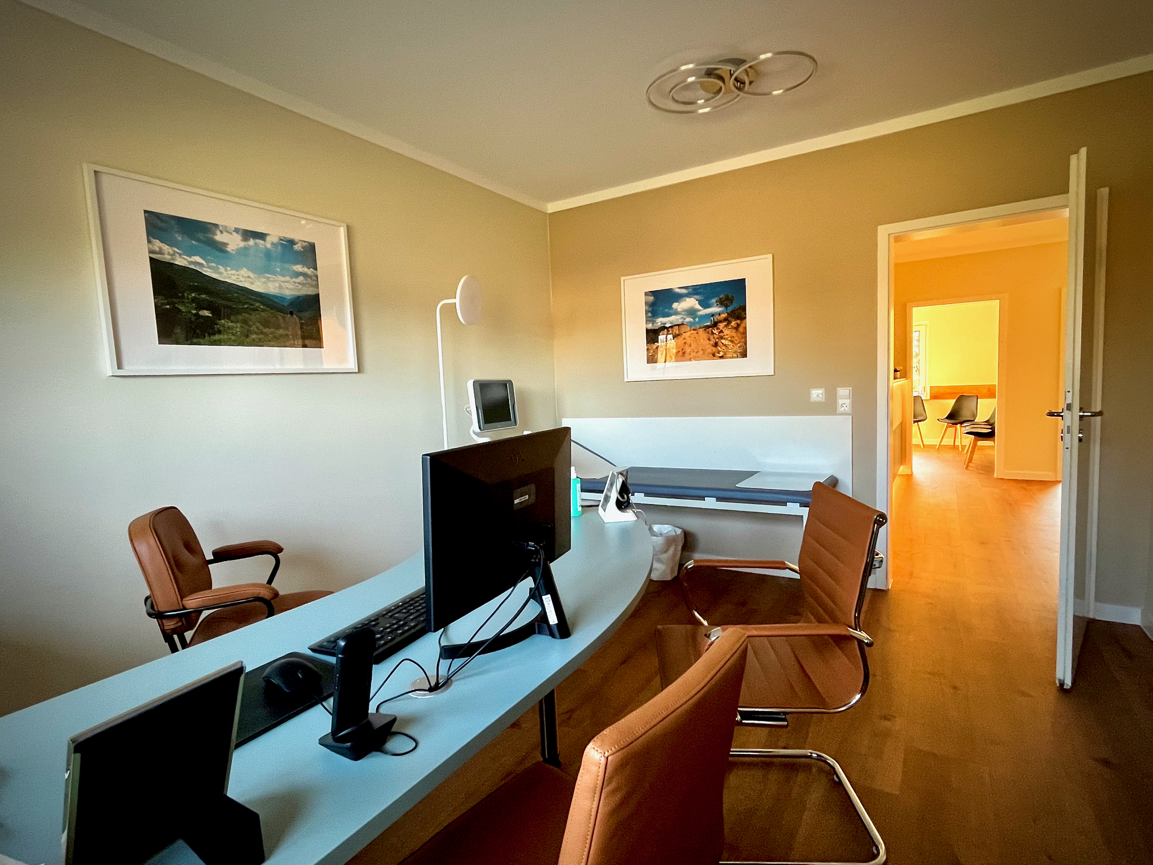 Sprechzimmer 1